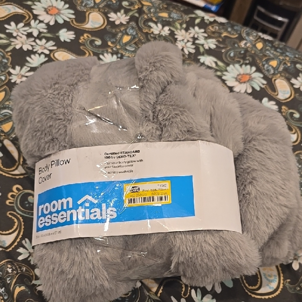 ❤️10/$40 New Gray Room Essentials Body Pillow Cover Faux Soft Fur